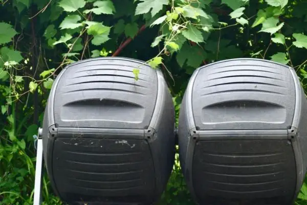 outdoor compost bin tumbler
