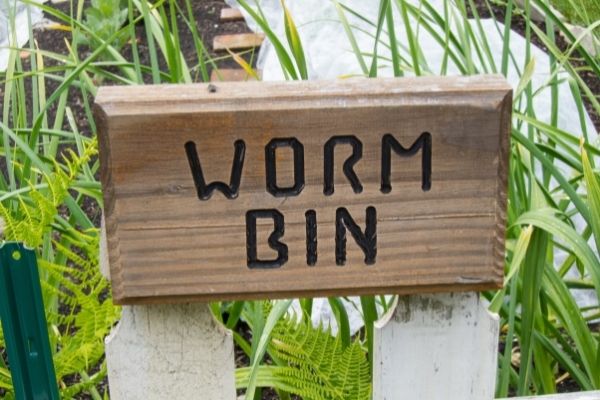 worm bin sign in garden