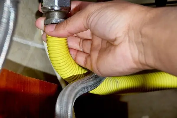 washing machine pipes need to be checked