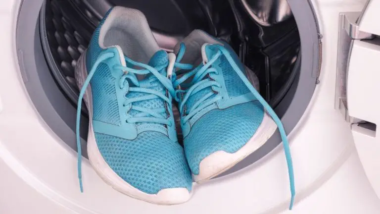 8-Step Guide to Safely Wash Shoes in Washer (+ Why Pre-Wash Is a Must!)