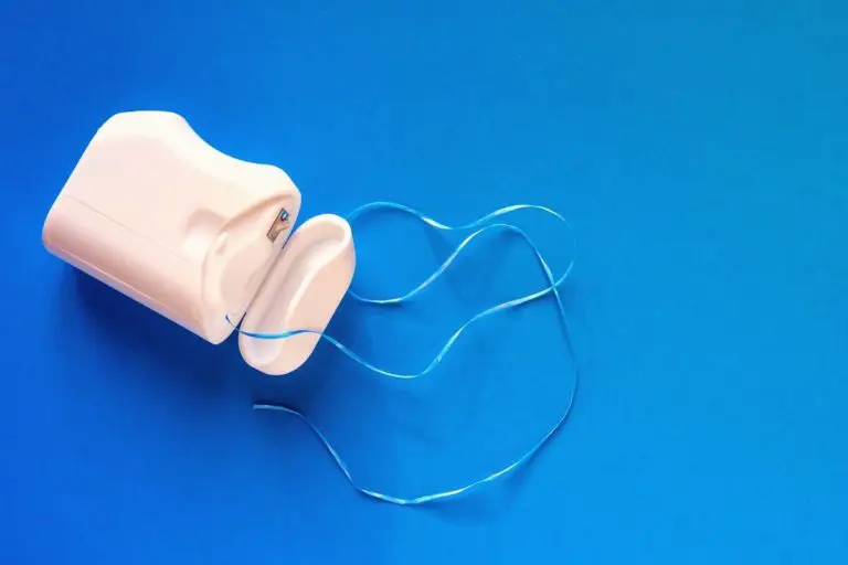 Can You Flush Dental Floss Down the Toilet – What to Do Instead 