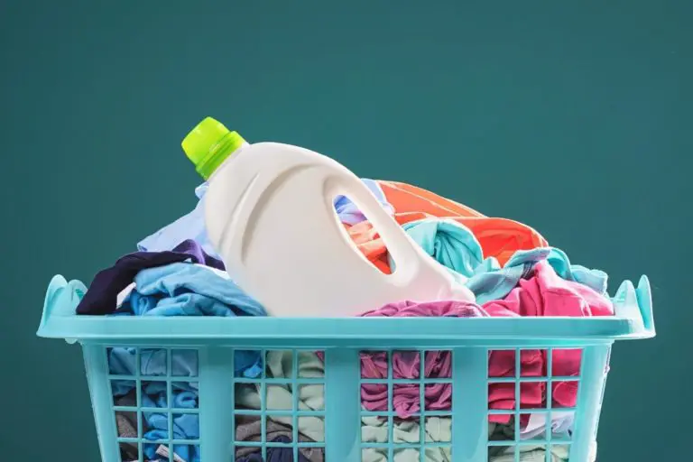 How Laundry Detergents Impact the Environment | Choosing the Best Eco-friendly Detergent
