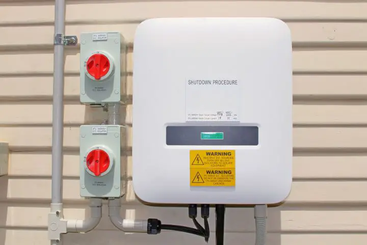 Solar Inverter And Isolating Switches