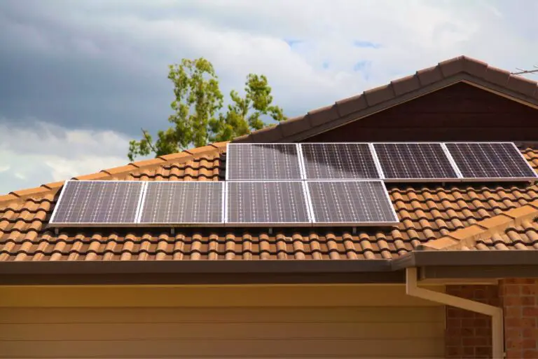 Solar Power for Apartments: 2 Options You Can Try (+ 2 You Can’t Yet)