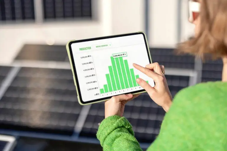 Do You Need a Solar Monitoring System (+ How to Choose)